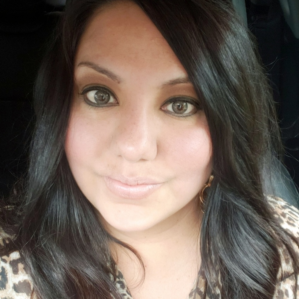 Meet your Posher, Eve